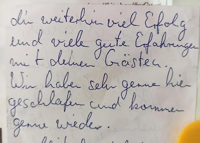 Ruhige Ortsrandlage 2 *